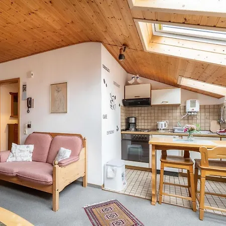 Grosse-wiesmann Apartment *